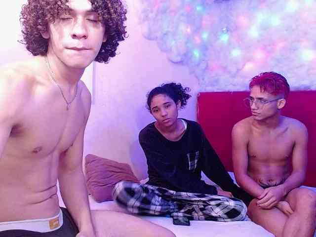 SSEXYYBITCHH webcam