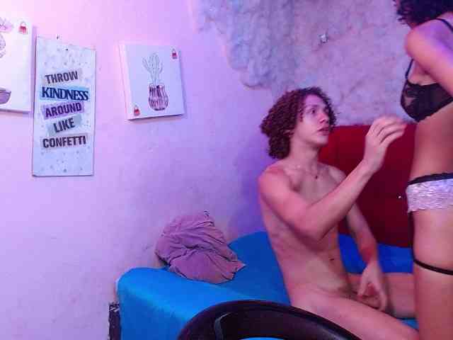 SSEXYYBITCHH webcam