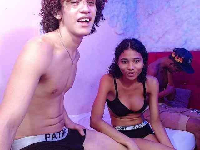 SSEXYYBITCHH webcam