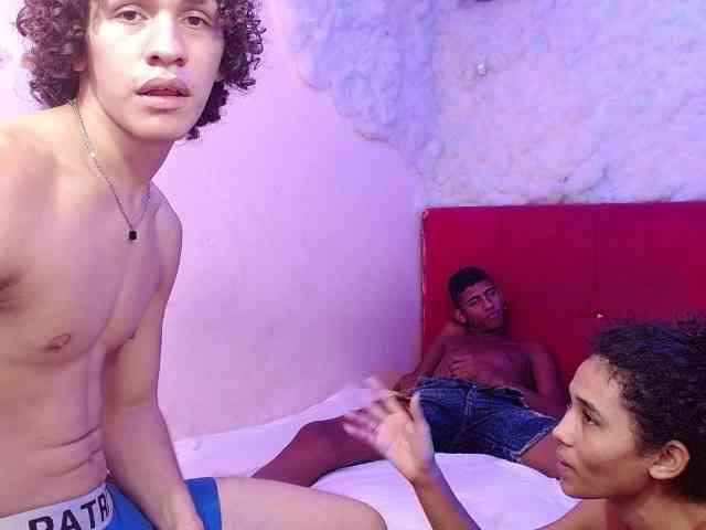 SSEXYYBITCHH webcam