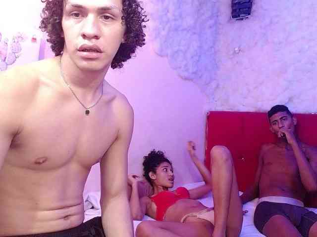 SSEXYYBITCHH webcam