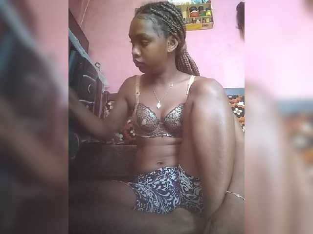 Sarah02