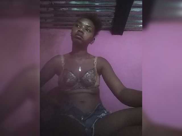Sarah02