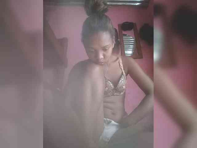 Sarah02 webcam