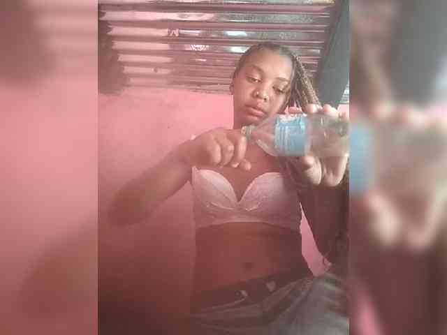 Sarah02 webcam