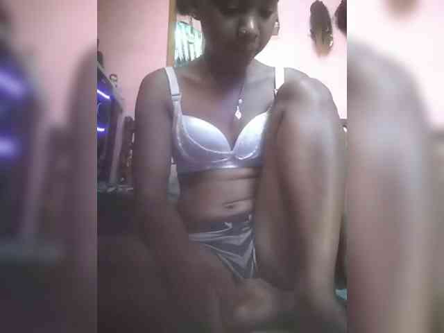 Sarah02 webcam
