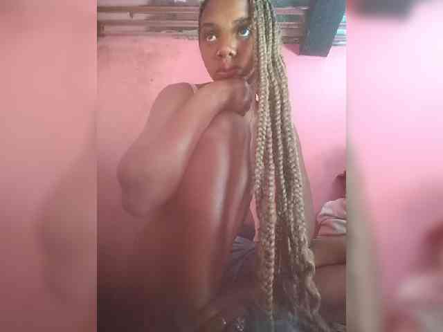 Sarah02 webcam