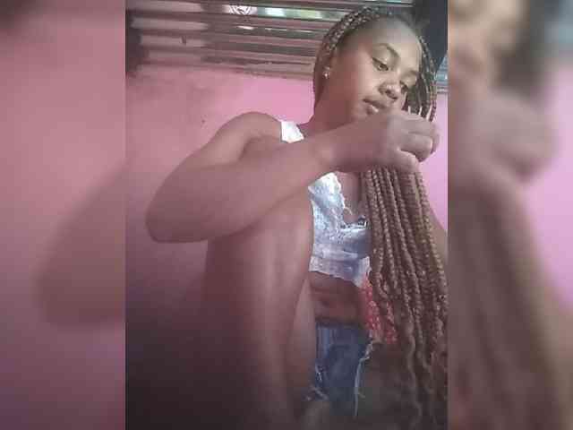 Sarah02 webcam