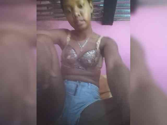 Sarah02 webcam