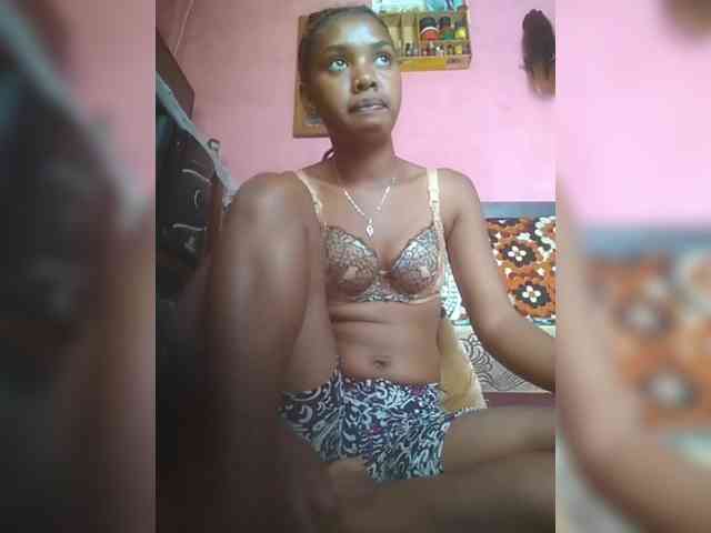 Sarah02 webcam