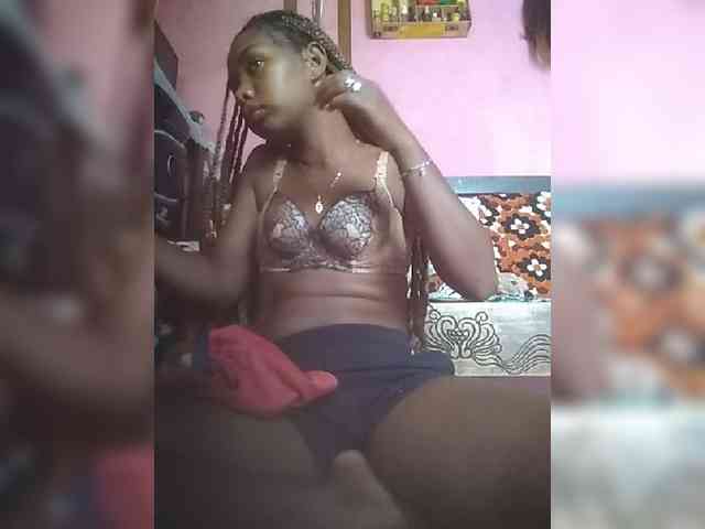 Sarah02 webcam