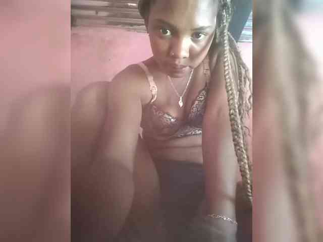 Sarah02 webcam
