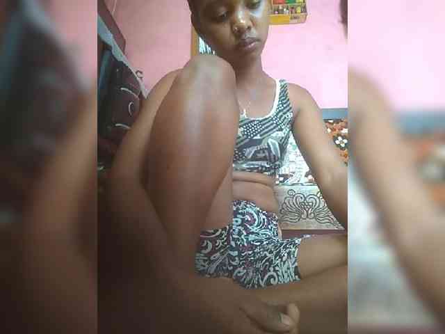 Sarah02 webcam