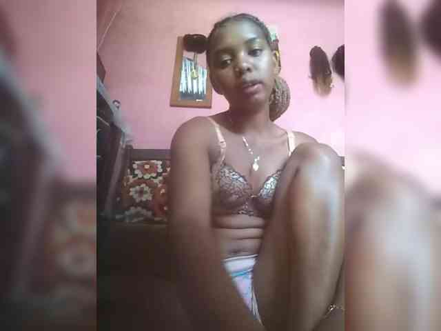 Sarah02 webcam