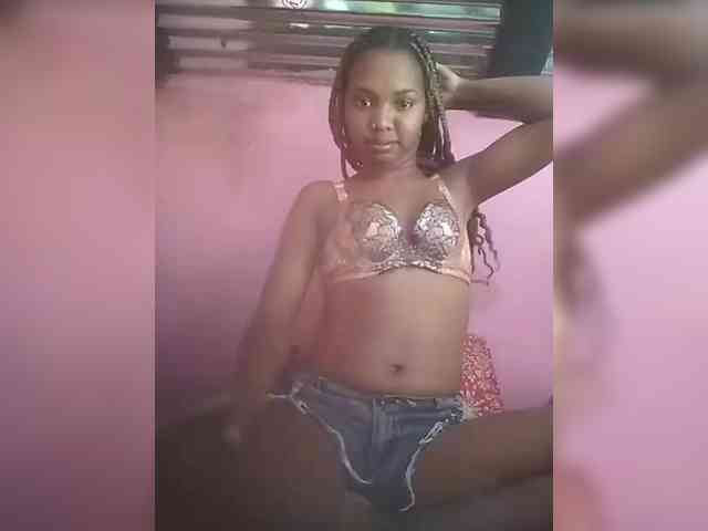 Sarah02