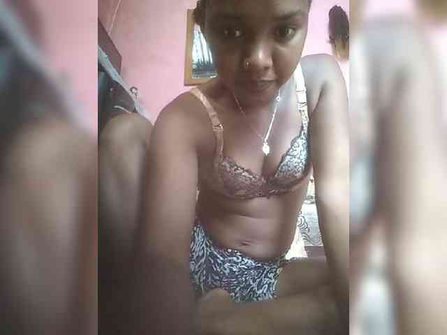 Sarah02 webcam