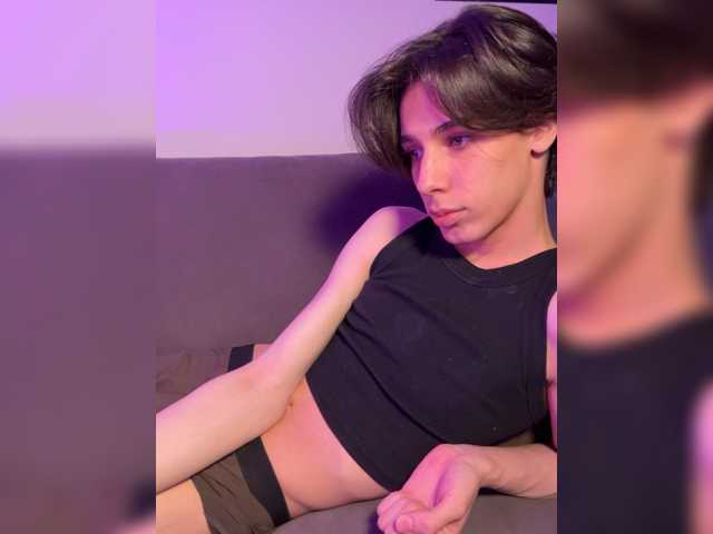 B-i-t-c-h — live trans cam