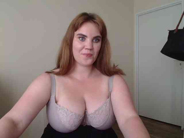 Model: HotJesicce