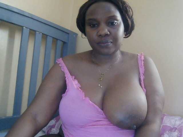Strangerdanger2 — live female cam
