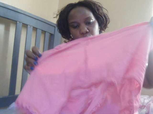 Strangerdanger2 — live female cam