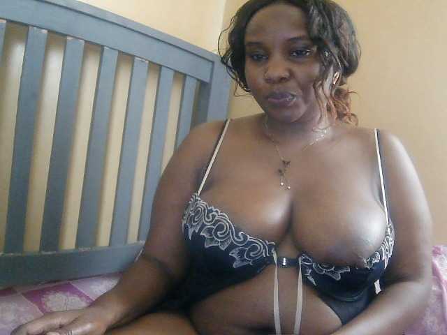 Strangerdanger2 live cam on BongaCams