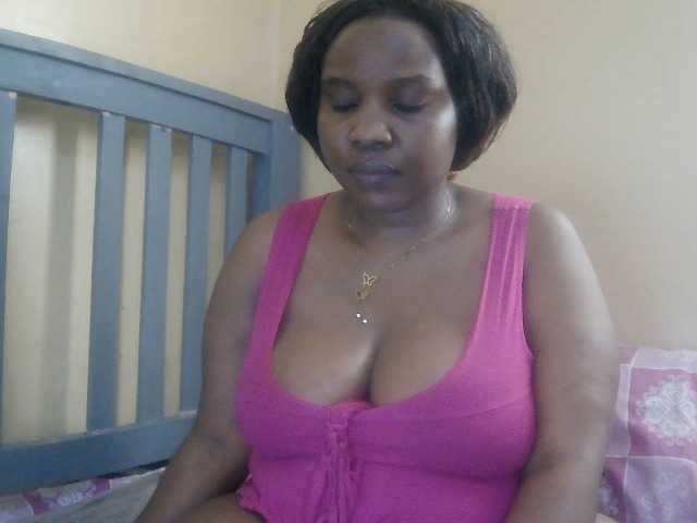 Strangerdanger2 live cam on BongaCams