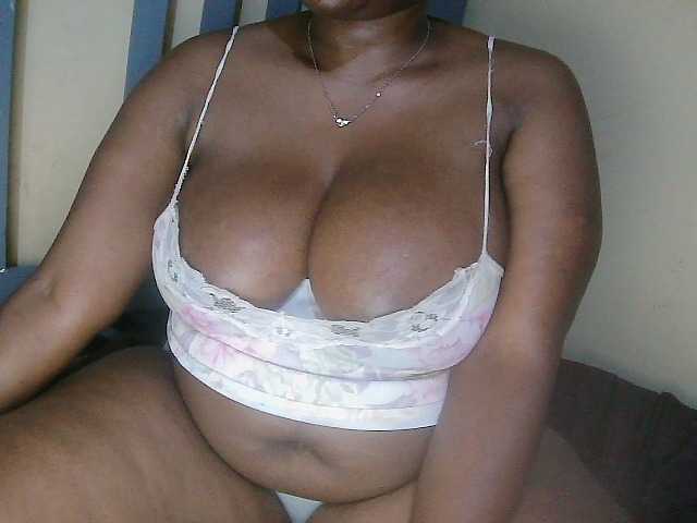 Strangerdanger2 live cam on BongaCams