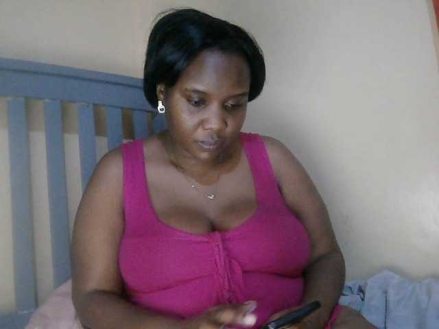 Strangerdanger2 live cam on BongaCams