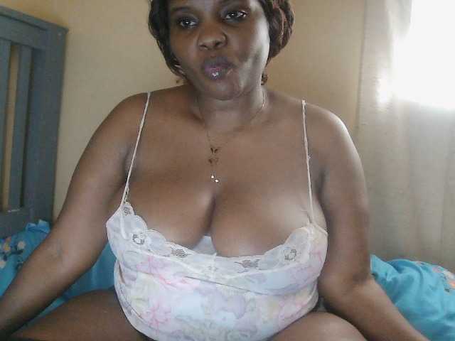 Strangerdanger2 live cam on BongaCams