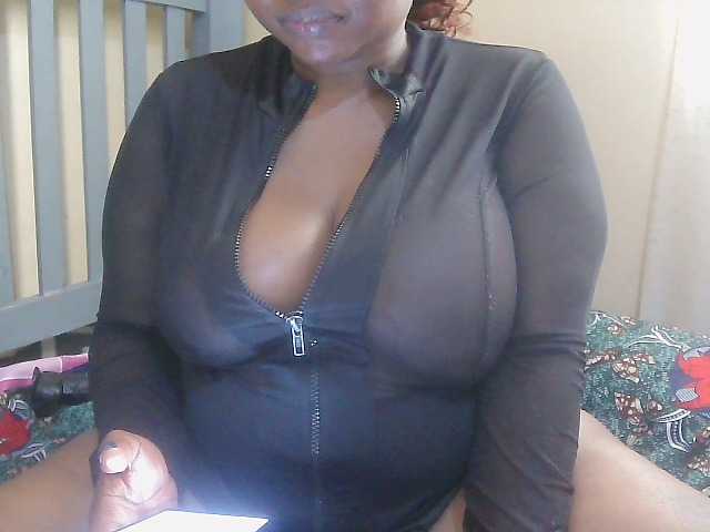 Strangerdanger2 live cam on BongaCams