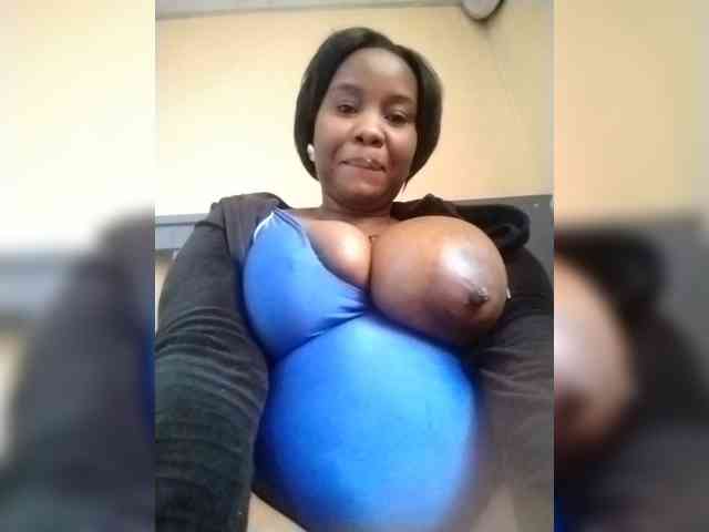 Strangerdanger2 Live Webcam on BongaCams
