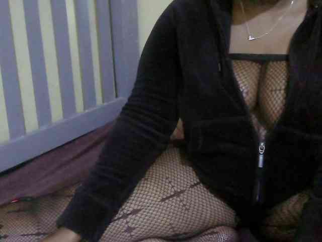 Strangerdanger2 webcam