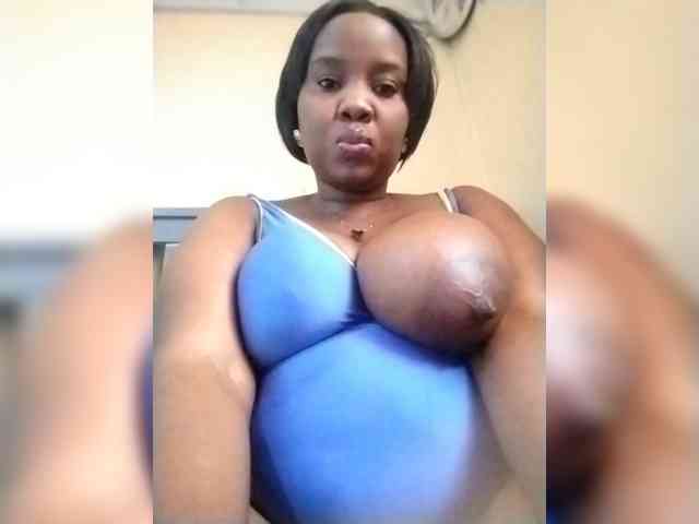 Strangerdanger2 Live Webcam on BongaCams