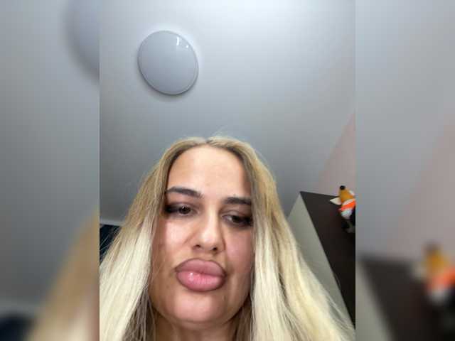 Nasta31 live cam