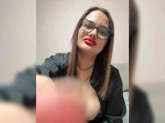 Sweetgirl31111 webcam