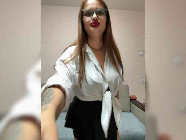 Sweetgirl31111 webcam