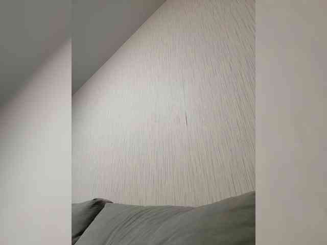 Sweetgirl31111 webcam