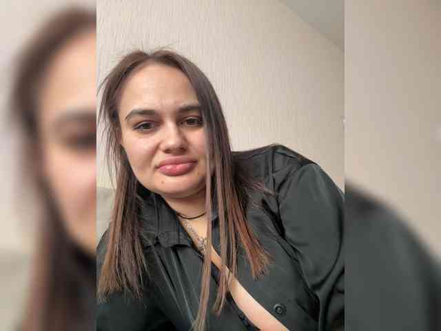 Sweetgirl31111 webcam