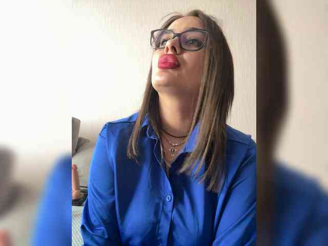 Sweetgirl31111 webcam
