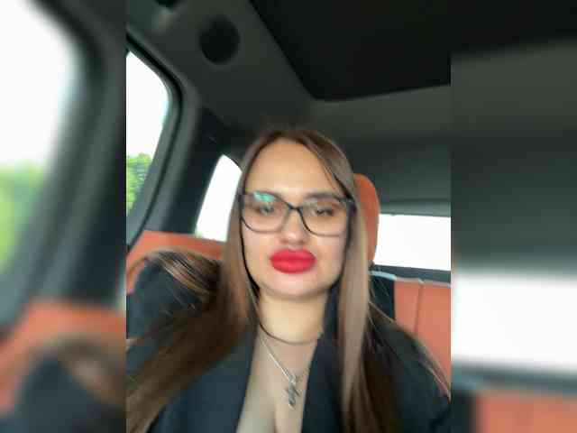 Sweetgirl31111 webcam