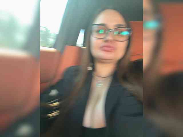 Sweetgirl31111 webcam