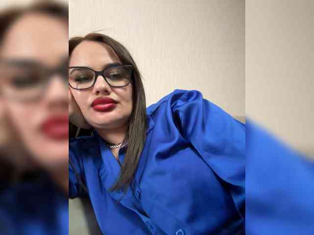 Sweetgirl31111 webcam