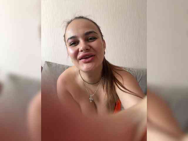 Sweetgirl31111 webcam