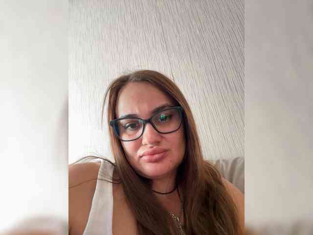 Sweetgirl31111 webcam