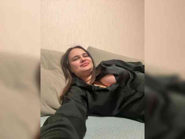 Sweetgirl31111 webcam