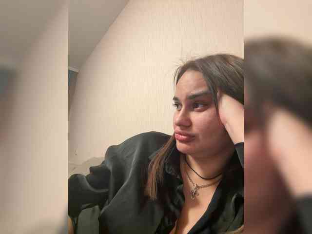 Sweetgirl31111 webcam