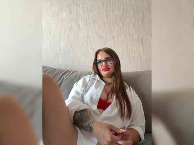 Sweetgirl31111 webcam