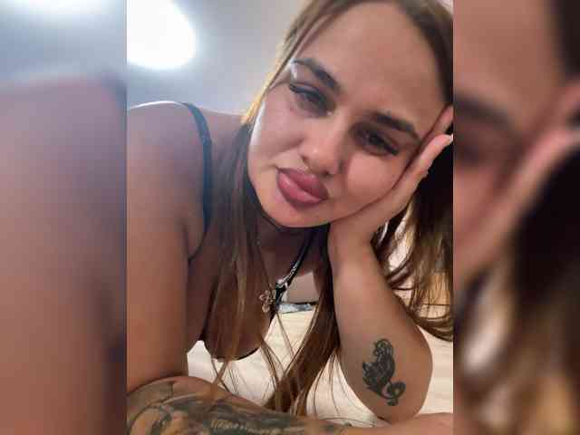Sweetgirl31111 webcam