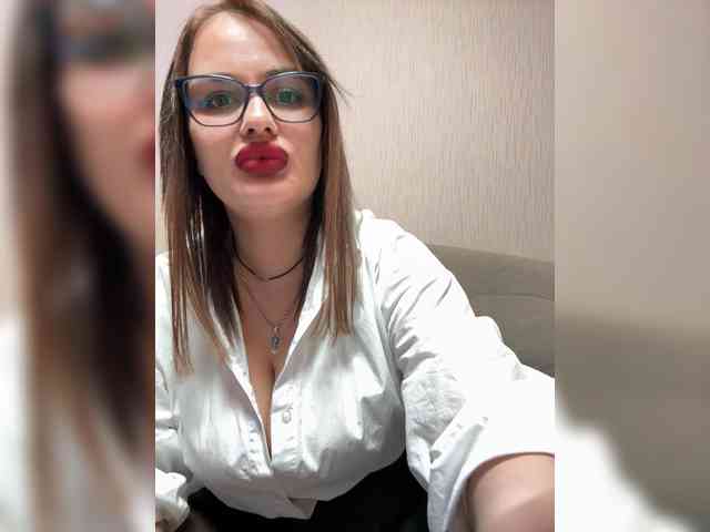 Sweetgirl31111 webcam