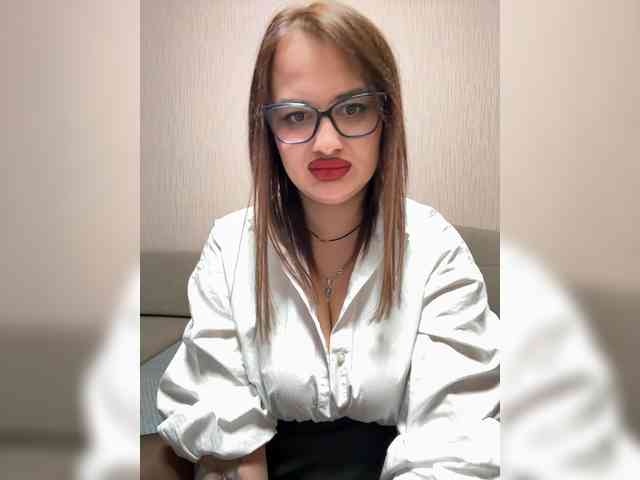 Sweetgirl31111 webcam